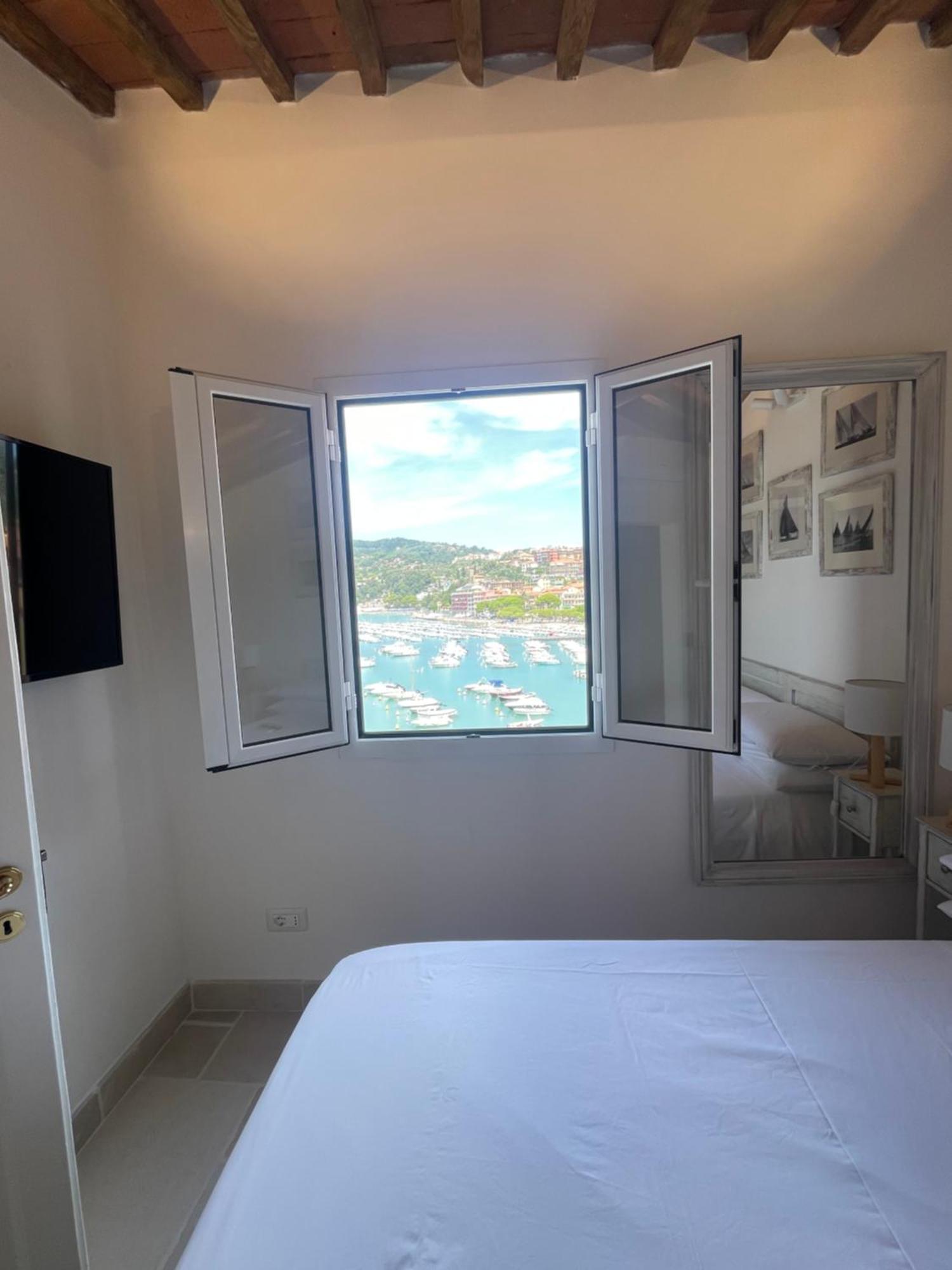 Suite Ventidue - Fronte Mare Lerici Εξωτερικό φωτογραφία