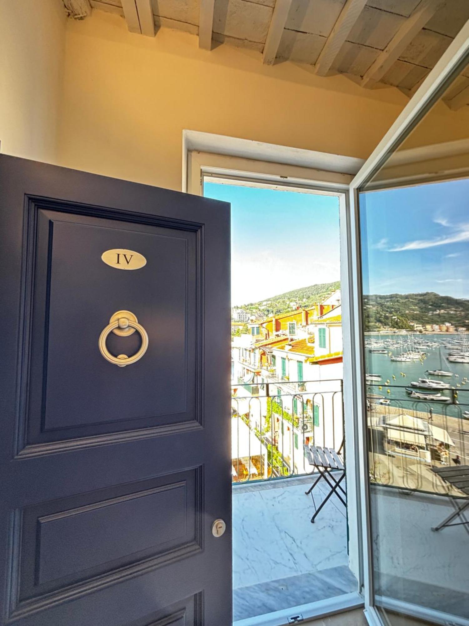 Suite Ventidue - Fronte Mare Lerici Εξωτερικό φωτογραφία