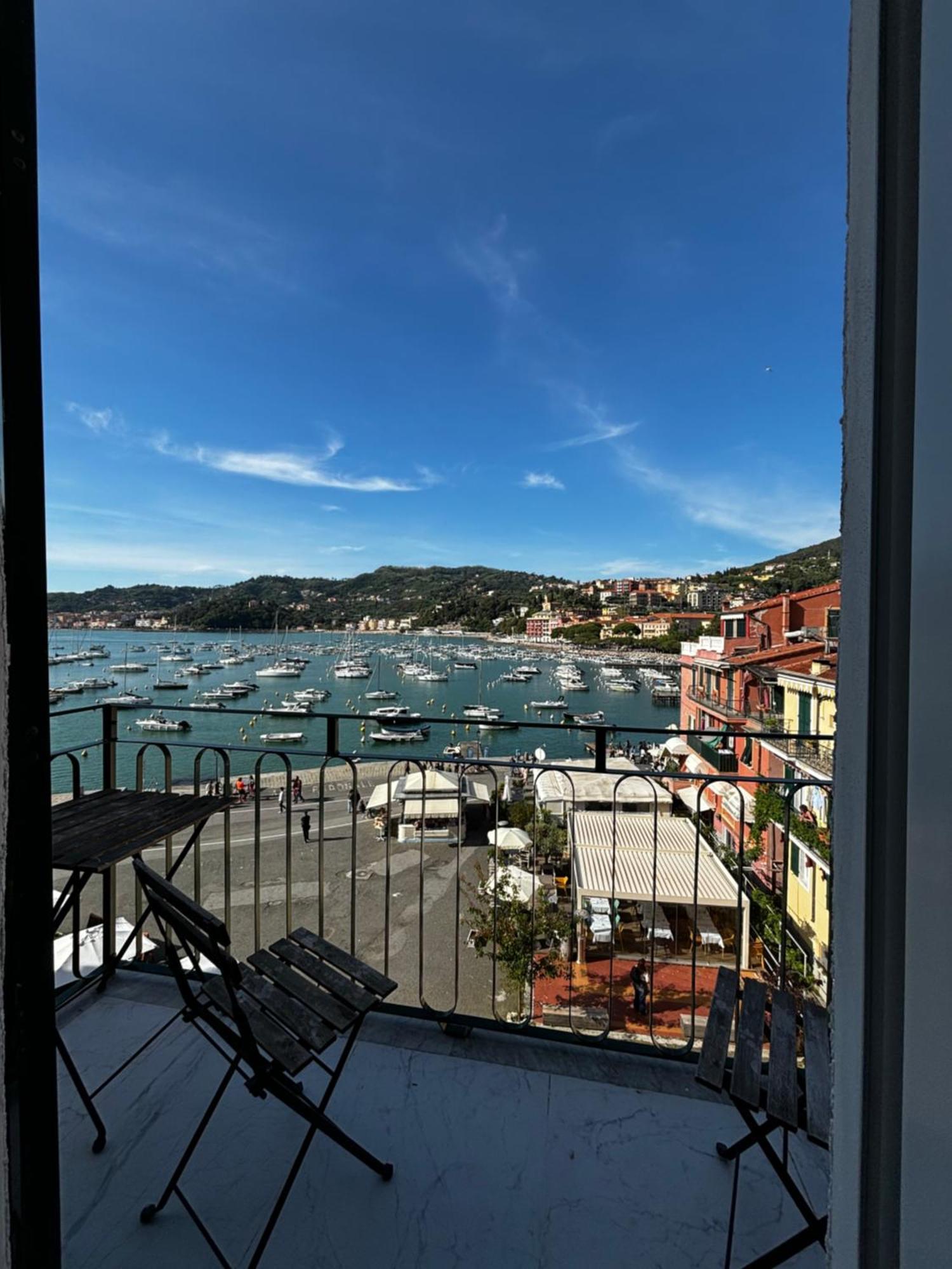 Suite Ventidue - Fronte Mare Lerici Εξωτερικό φωτογραφία